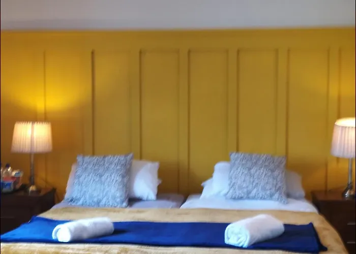 Westhouse Cafe N39 E0a6 Longford